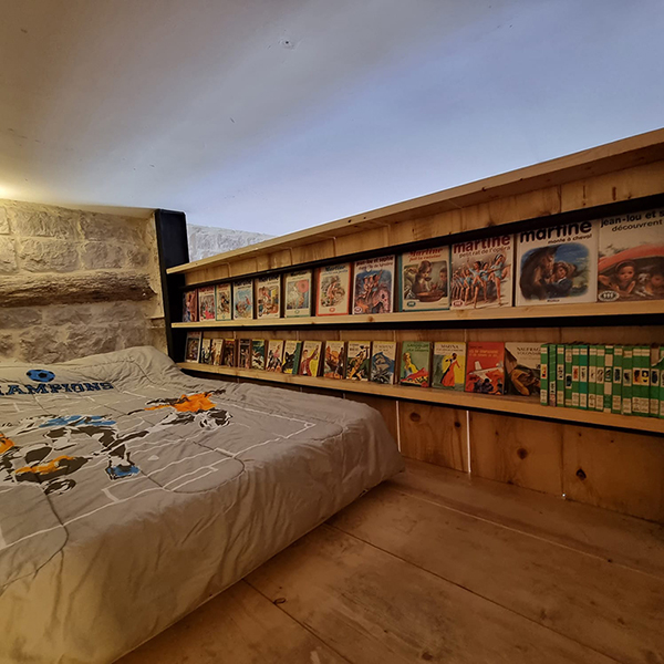 Wood flooring Mezzanine Bedroom